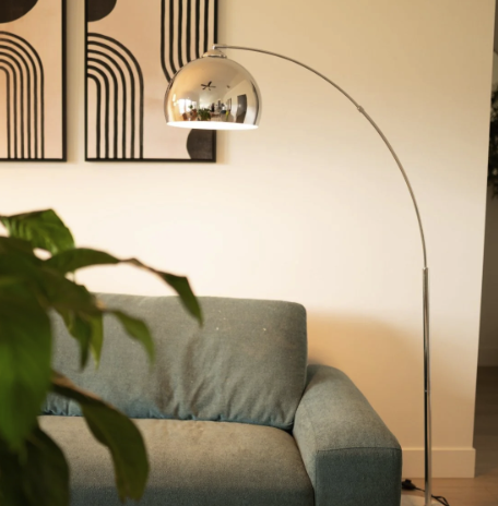 Elevate Your Living Room with Stylish Curved Floor Lamps